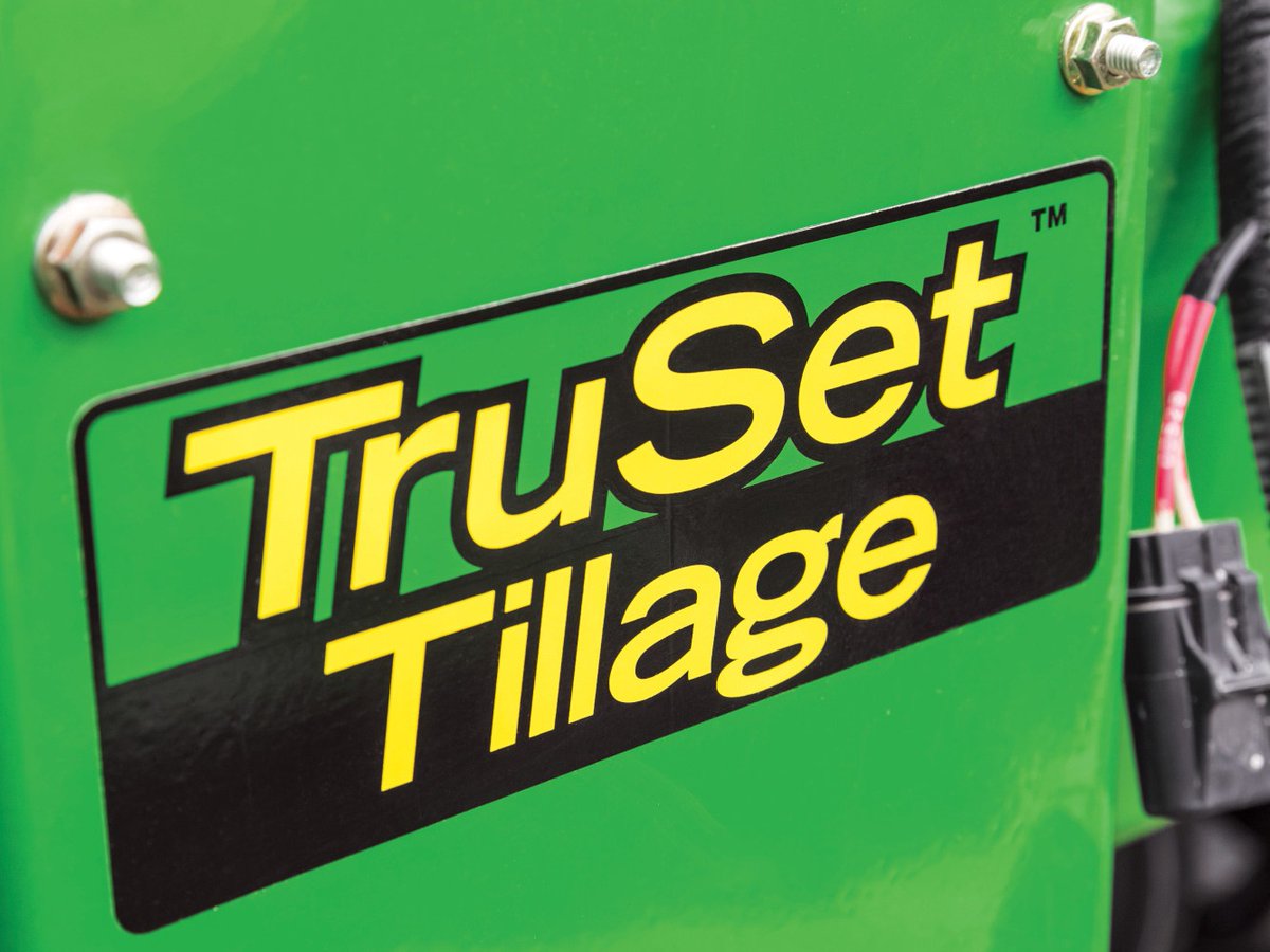 SNPartnersJD's tweet photo. Respond to changing conditions in the field with John Deere TruSet Tillage Technology. Adjust depth, down-pressure, gang angle, basket down pressure, fore/aft and side-to-side, from the cab and on-the-go in only six seconds.
#johndeere #precisionag #truset #tillage https://t.co/2AOmRvRREe