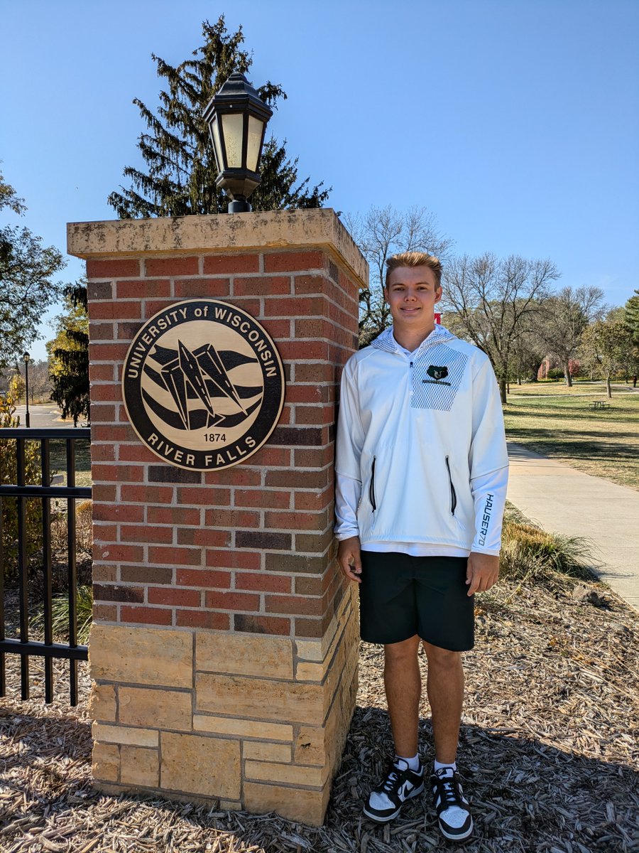 Collin Hauser tweet media