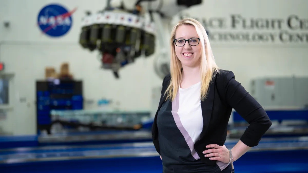 Meet Casey Wolfe🚀 

Wolfe and her team are hard at work creating the next-generation payload adapter for the SLS rocket at <a href="/NASA_Marshall/">NASA Marshall</a>. The adapter uses some of the world’s most cutting-edge composite manufacturing techniques.

READ MORE>>go.nasa.gov/3zYjpN3