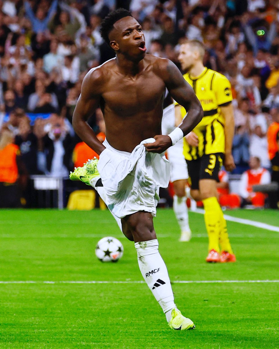 theMadridZone's tweet photo. 🚨 Vini Jr: "I want to stay here FOREVER." https://t.co/umO05Tu54Y