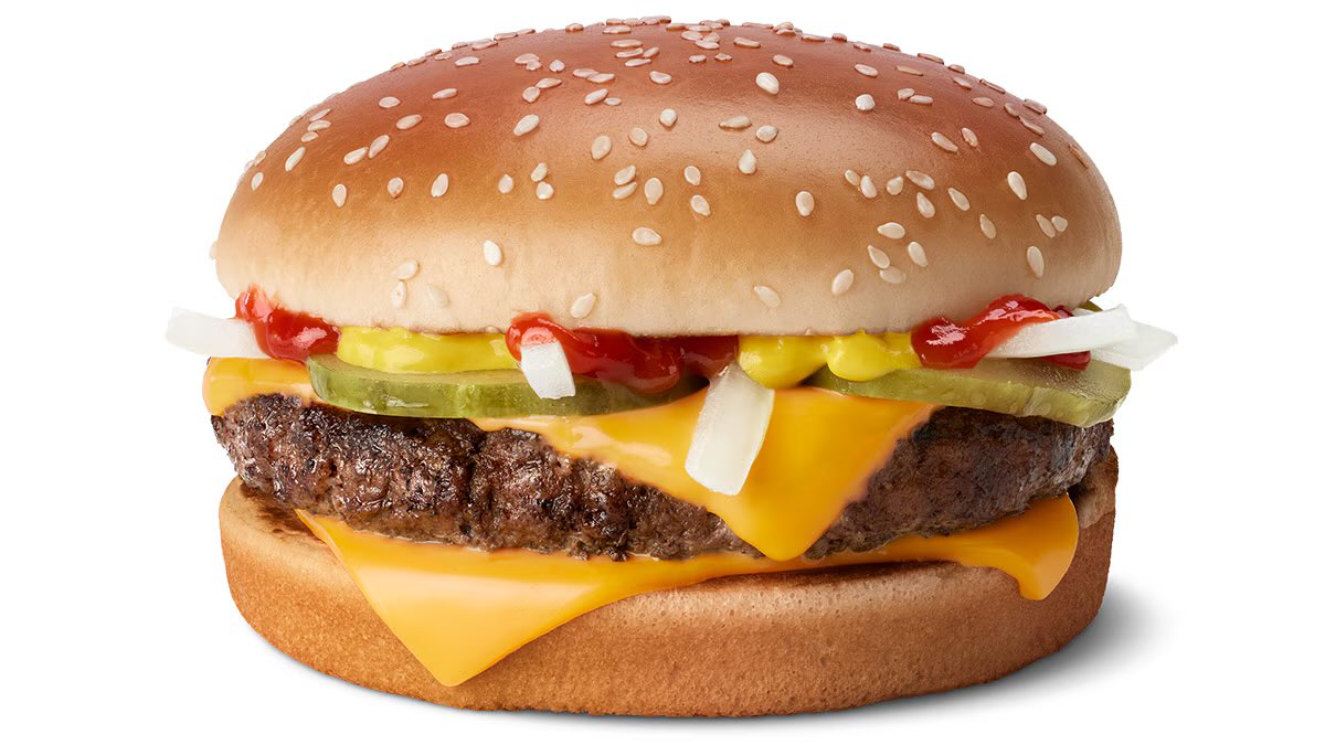 GeorgeMonks11's tweet photo. 🔴A fast moving deadly E. Coli outbreak from McDonald’s quarter pounders has sickened 49 and hospitalized 10.
🔴 Oklahoma is the only US state with a state lab that cannot perform food borne illness tracking testing. 
🔴 Oklahoma lost this testing 4 yrs ago▶️ Lab was moved to Payne County.