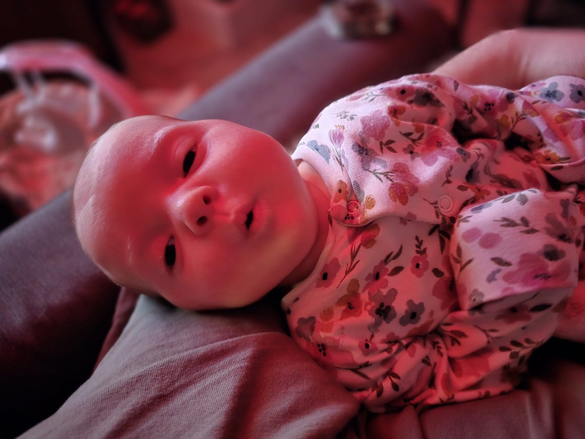 Having been in intensive care now for 4 days (I think) I've come to the fact I could never do jail time...I've got headphones, mobile , iPad u name it and I'm still bored 20 hrs out the day, you do not wanna be in or around my mind at the minute !

This right here is helping ♥️