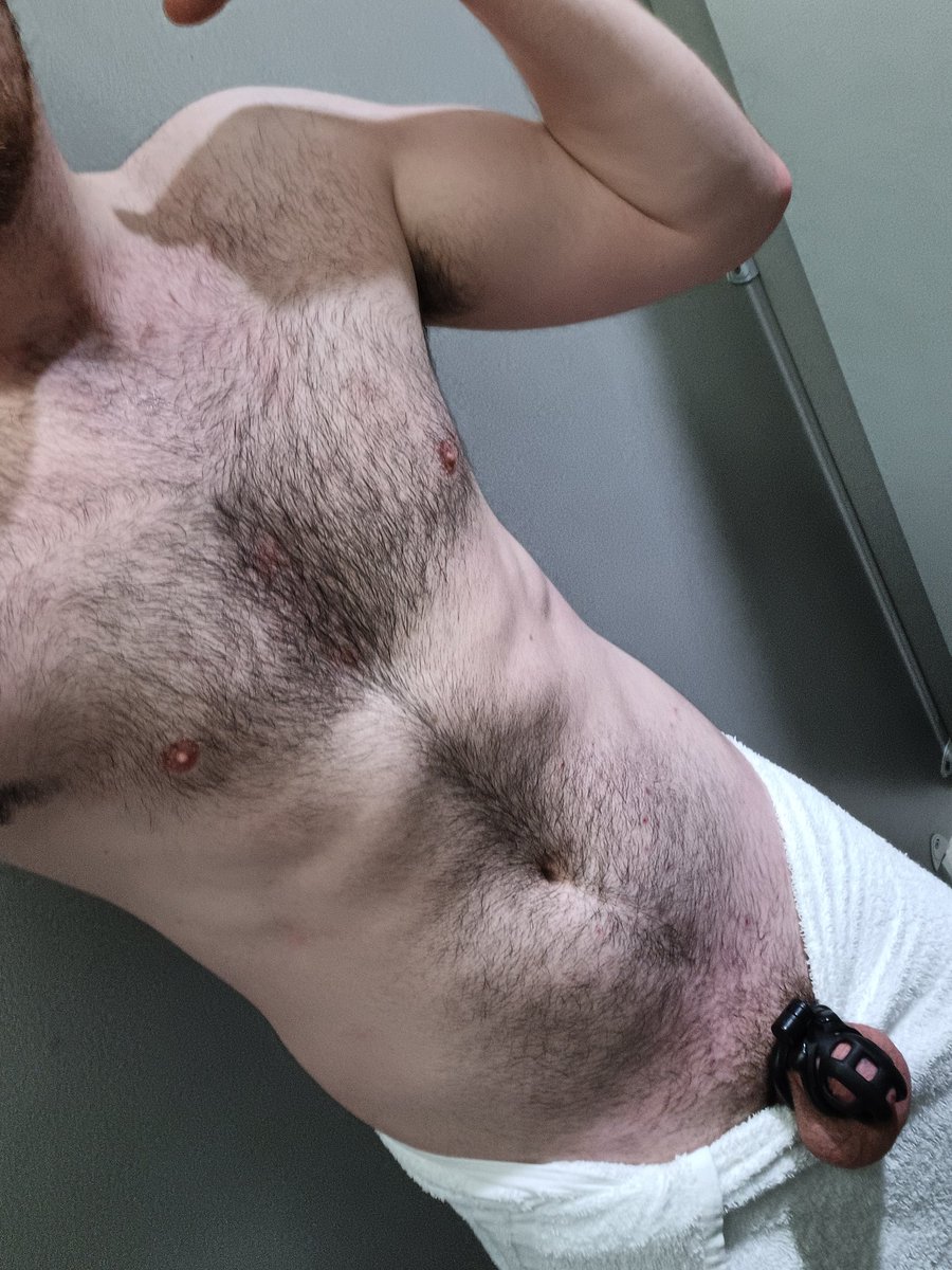 Day 22: Here's a cage check from today after boxing at the gym 🥊. The finish line is in sight! Who's managed to make it to day 22?

#locktober #cagecheck #chastity #gaychastity #kink #gaykink #locked #caged #gayotter #flex #postgym <a href="/ChastityVillage/">Chastity Village (17.3k)</a> <a href="/GayChastityRTs/">Gay Chastity Retweets - 69K</a>