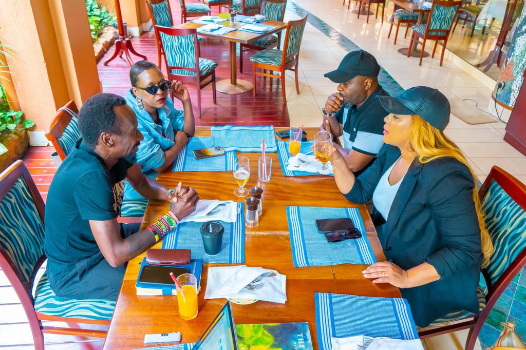 djbushbaby's tweet photo. #ICYMI: @BongoStarSearch is here to turn raw talent into pure gold. East Africa's biggest reality music 🎶 talent search, 🇺🇬 audition dates, 23rd/24th NOVEMBER 2024.
Proud associates..
@StarTimesKenya 
@StarTimesUganda 
@StarTimesTZ 
@lmbabazi 
@albertKatruGuma https://t.co/tjvMFS1jfV