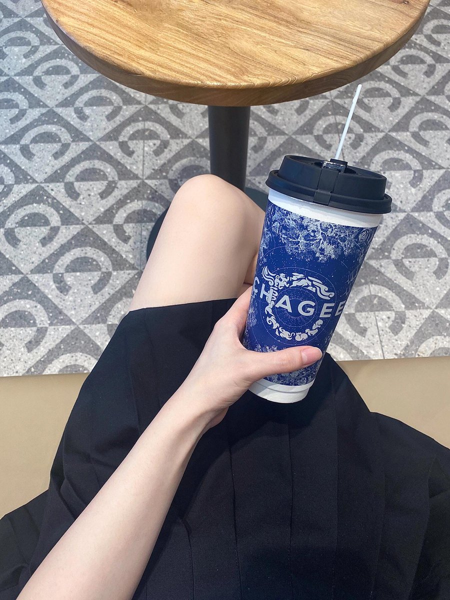 Samcersxa's tweet image. Hello！ 🥤🖤