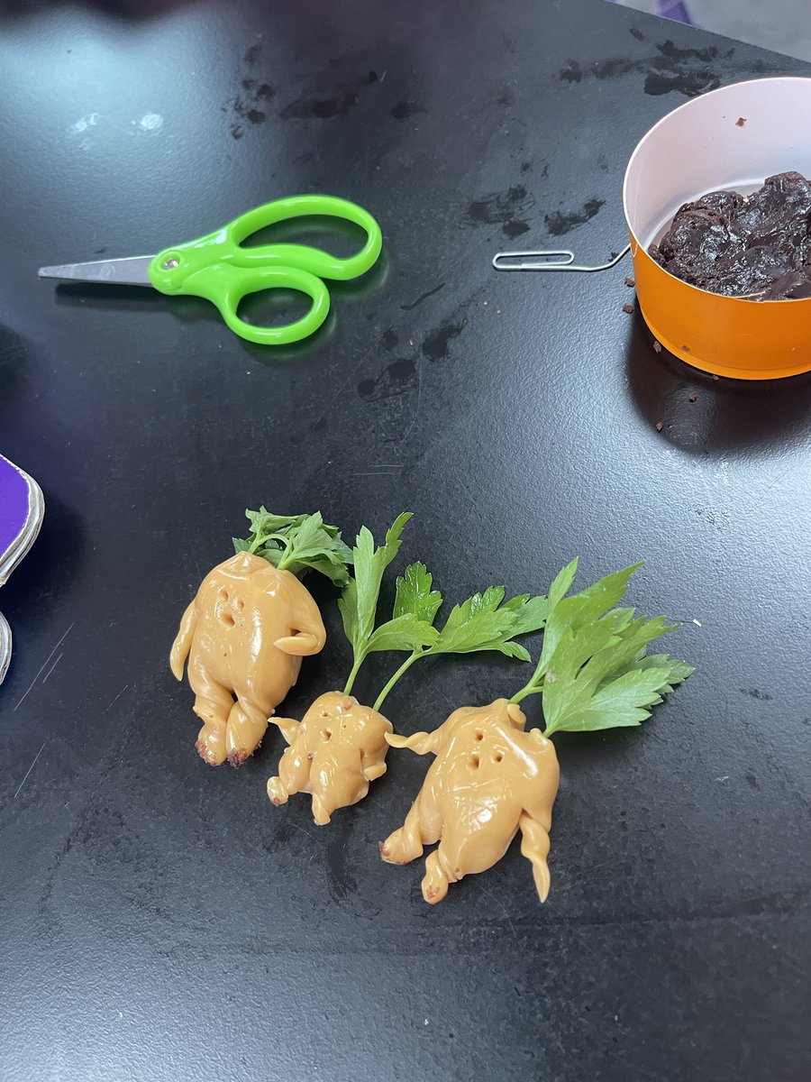 Ms. Swanny has read 3/31 books in 2025 📖🥳 tweet media