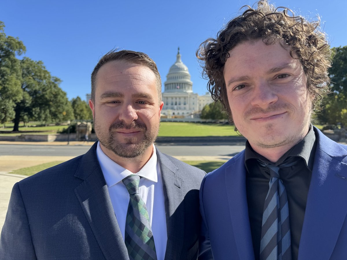Last week, Dr. Christian Dameff and Dr. Jeff Tully travelled to Capitol Hill to advocate for <a href="/ARPA_H/">ARPA-H</a> funding to support high-risk, high-reward research like their work to protect the U.S. health care system against #ransomware attacks. #UCSDinDC 🔱🏛️🇺🇸