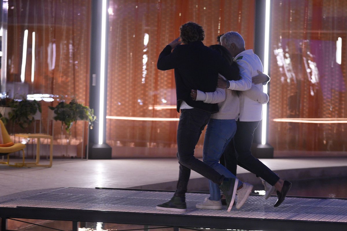 NINA IS HERE! Can’t spell Twine without W.I.N. 👑 
As they say, 3rd time really is the charm, and hard work definitely pays off. The concept? An ultimate game of stealth and strategy. A contest played across two realms: the tangible world and the realm of anonymity. I did it💕