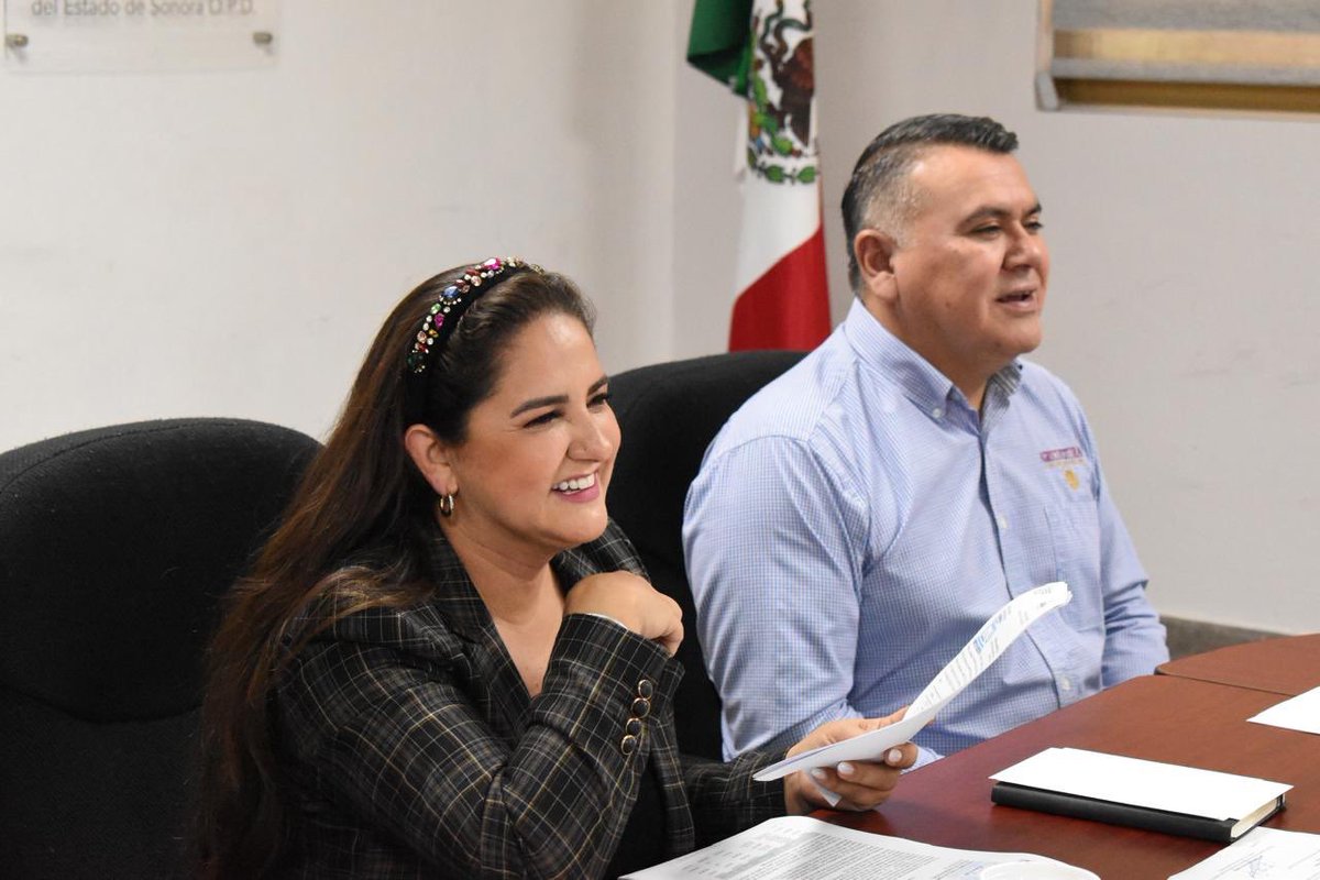 CelidaLopezc's tweet photo. Presidí la sesión del #FOFAES.
Seguiremos trabajando en equipo en beneficio de los sectores primarios de nuestro Estado. Bonito día. ❤️ https://t.co/46nPWnMSjn