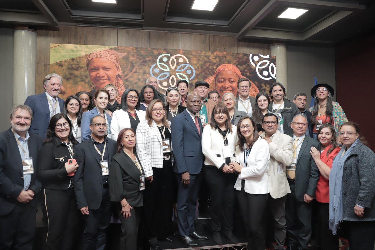 GilbertFHoungbo's tweet image. Great to meet with COSATE and CEATAL to discuss key labour issues in the Americas, ahead of the XXII Inter-American Conference of Ministers of Labour of the @OAS_official. 
#IACML