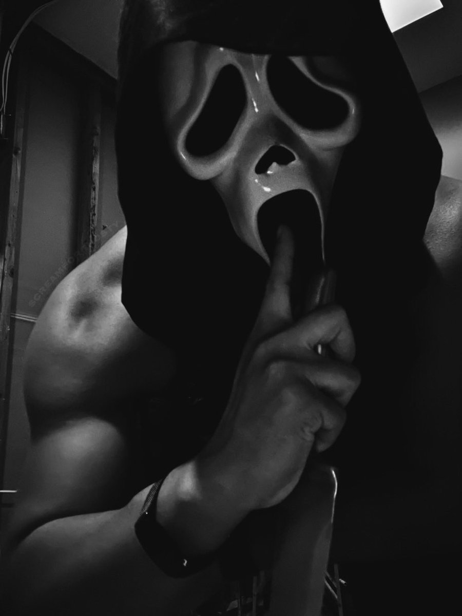 What Pea is thinking for Halloween.