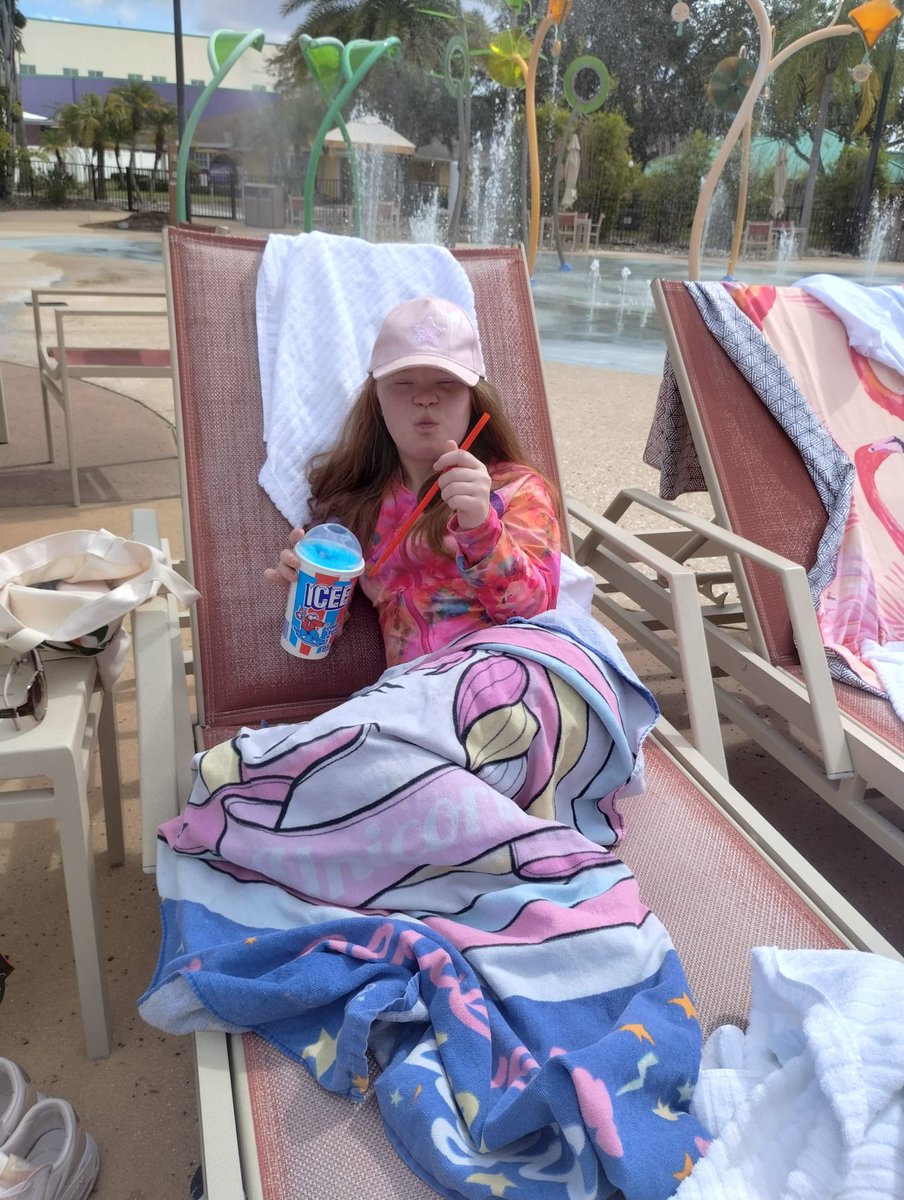 victoria_school's tweet photo. Students on the Florida visit have been spending time cooling off in the @GKTWVillage water park and enjoying a good laugh around the site 😆 🎉😍

#charity #residential #Florida #enjoyment https://t.co/aEvxLfJWns