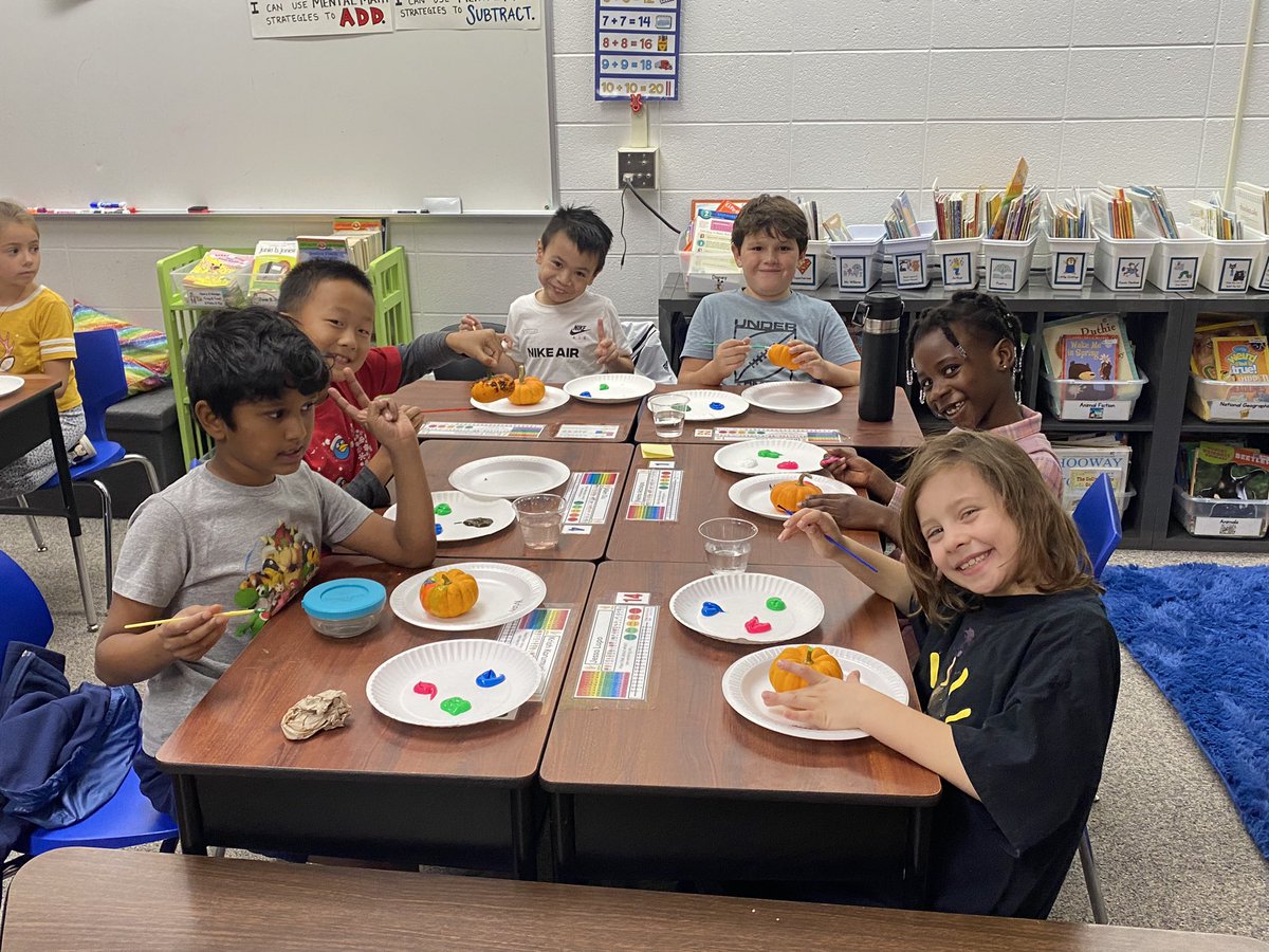 Mrs. Flessner tweet media