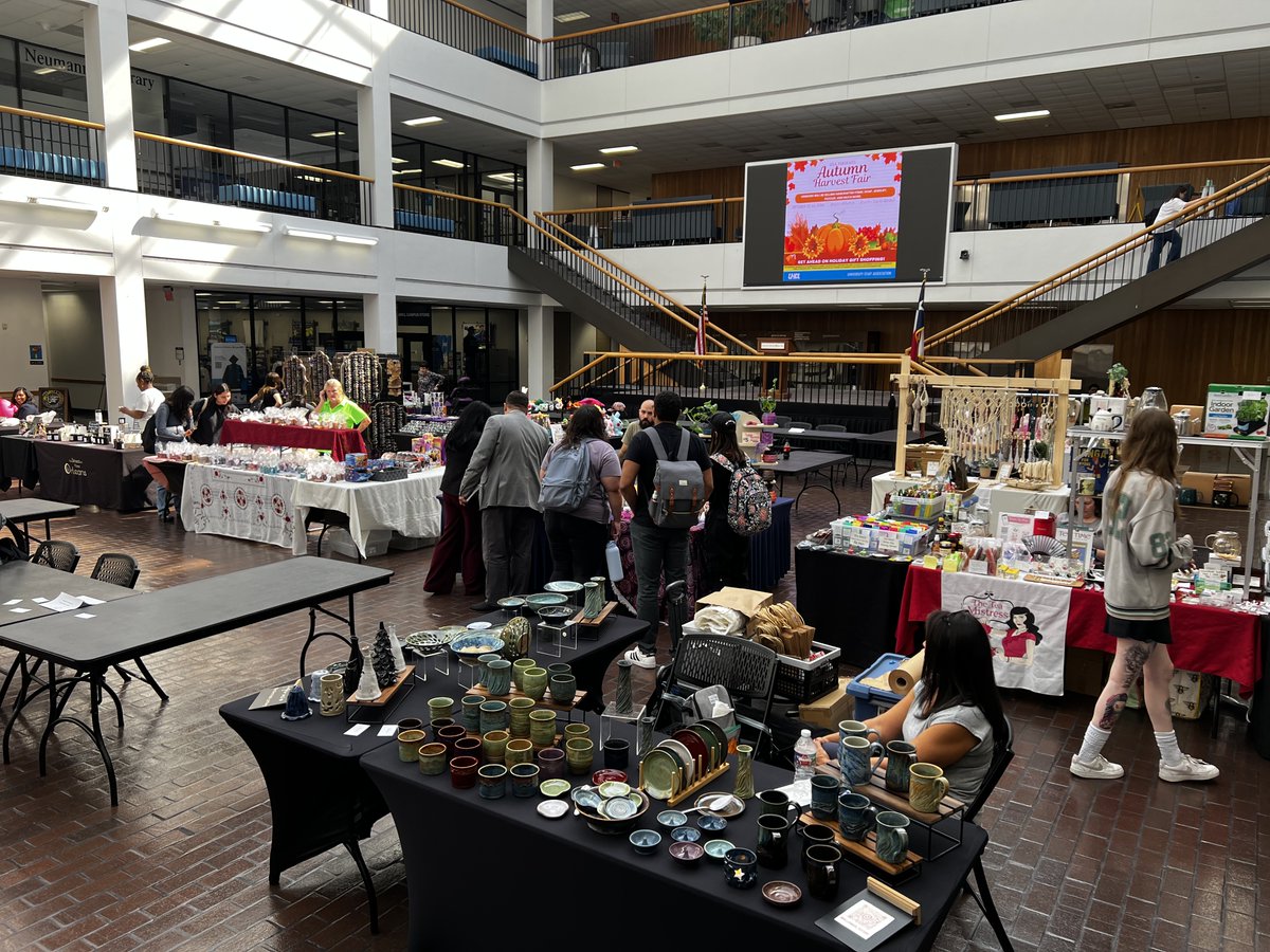 Day one of three for the University Staff Association's Fall Harvest Fair was busy with the university community shopping the plethora of handmade crafts from local vendors and artists. 

#uhclevents #uhclthesignal #uhclthisweek