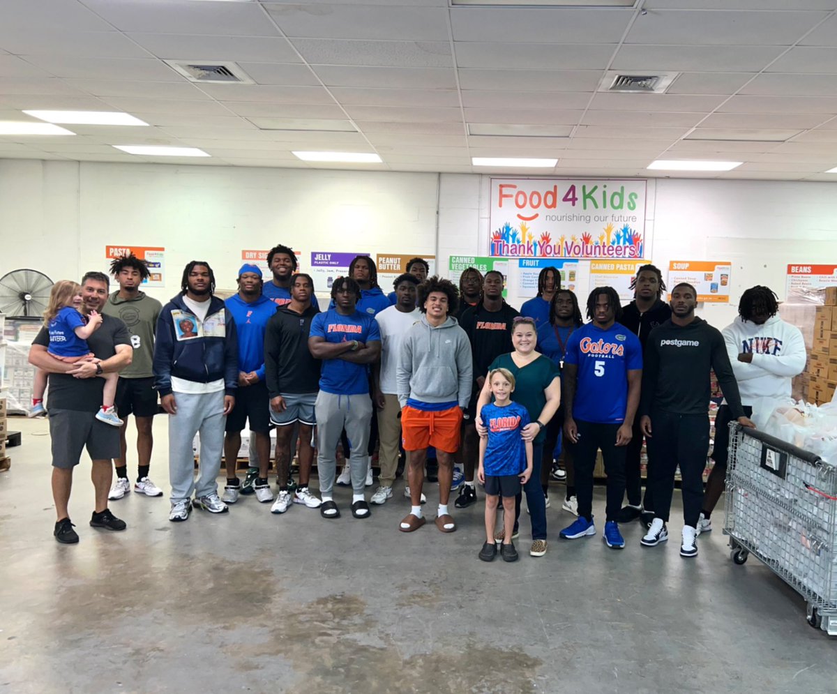Jaden Robinson (@jaden__robinson) on Twitter photo It was a rewarding day at Food 4 Kids yesterday! It was a powerful reminder of how important it is to give back to our community. Knowing we're helping kids access healthy meals is the best feeling! <a href="/Fl_Victorious/">Florida Victorious</a> <a href="/F4KNFL/">Food4Kids Florida</a> food4kidsfl.org It was a rewarding day at Food 4 Kids yesterday! It was a powerful reminder of how important it is to give back to our community. Knowing we're helping kids access healthy meals is the best feeling! <a href="/Fl_Victorious/">Florida Victorious</a> <a href="/F4KNFL/">Food4Kids Florida</a> food4kidsfl.org