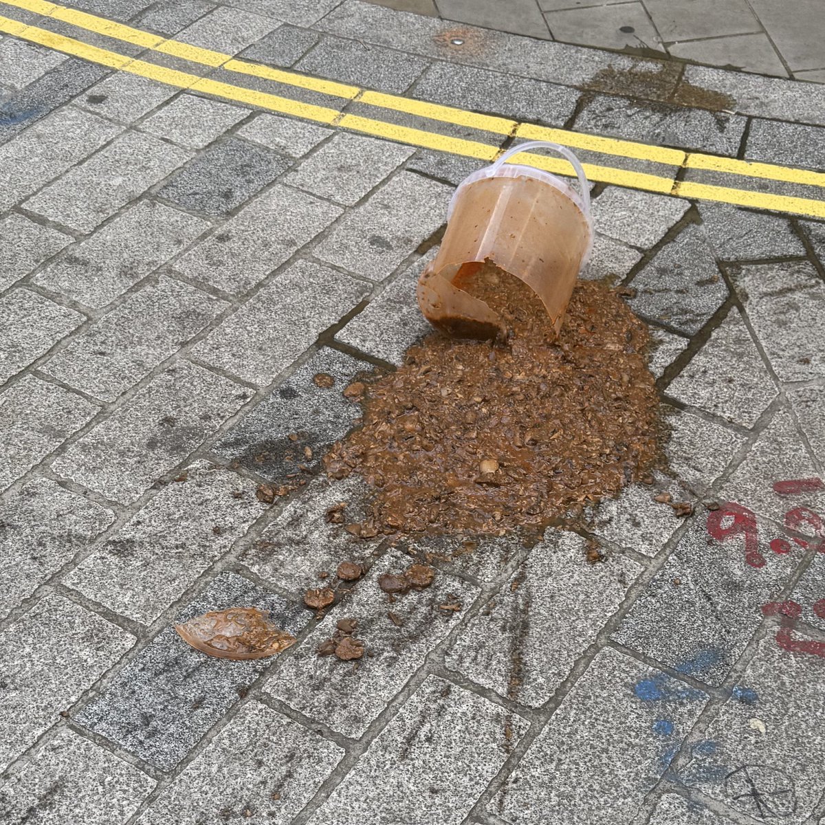 Star struck by a cast member from The Office in London today 🤩