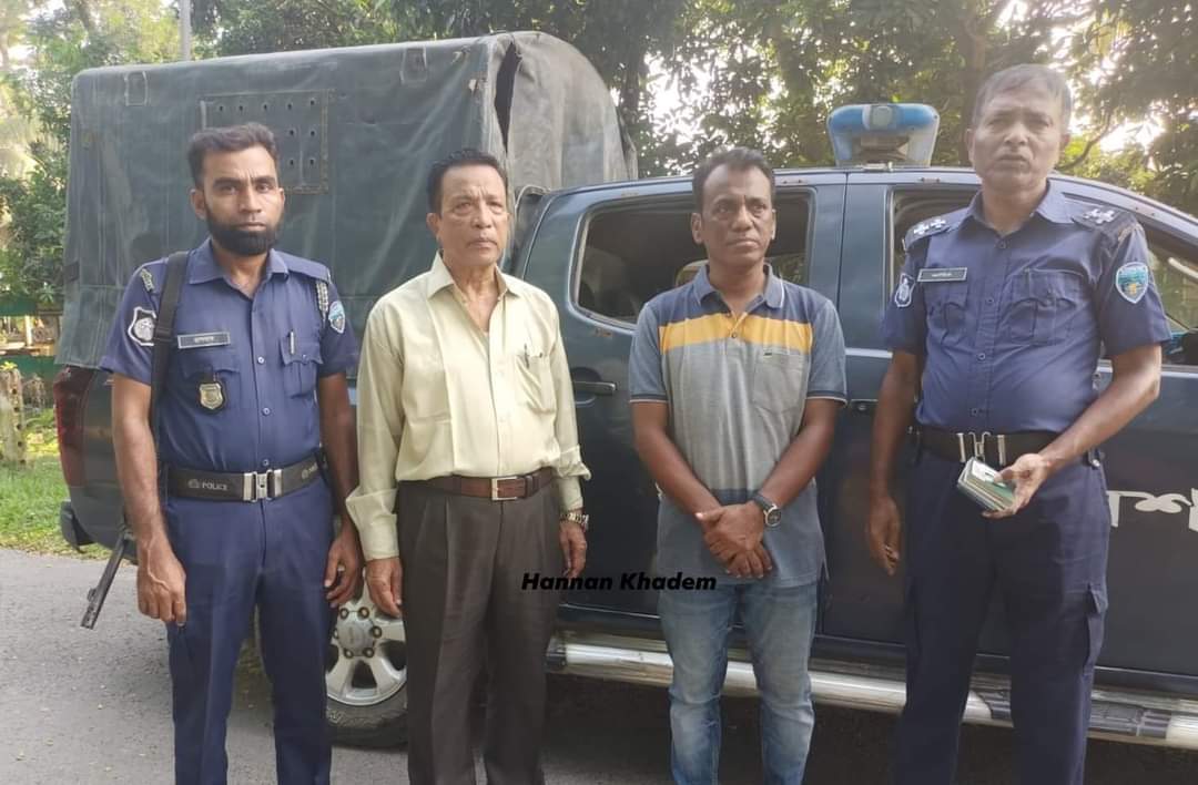 মামলা রেখে ভারতে পালাতে গিয়ে জামাই-শ্বশুর আটক