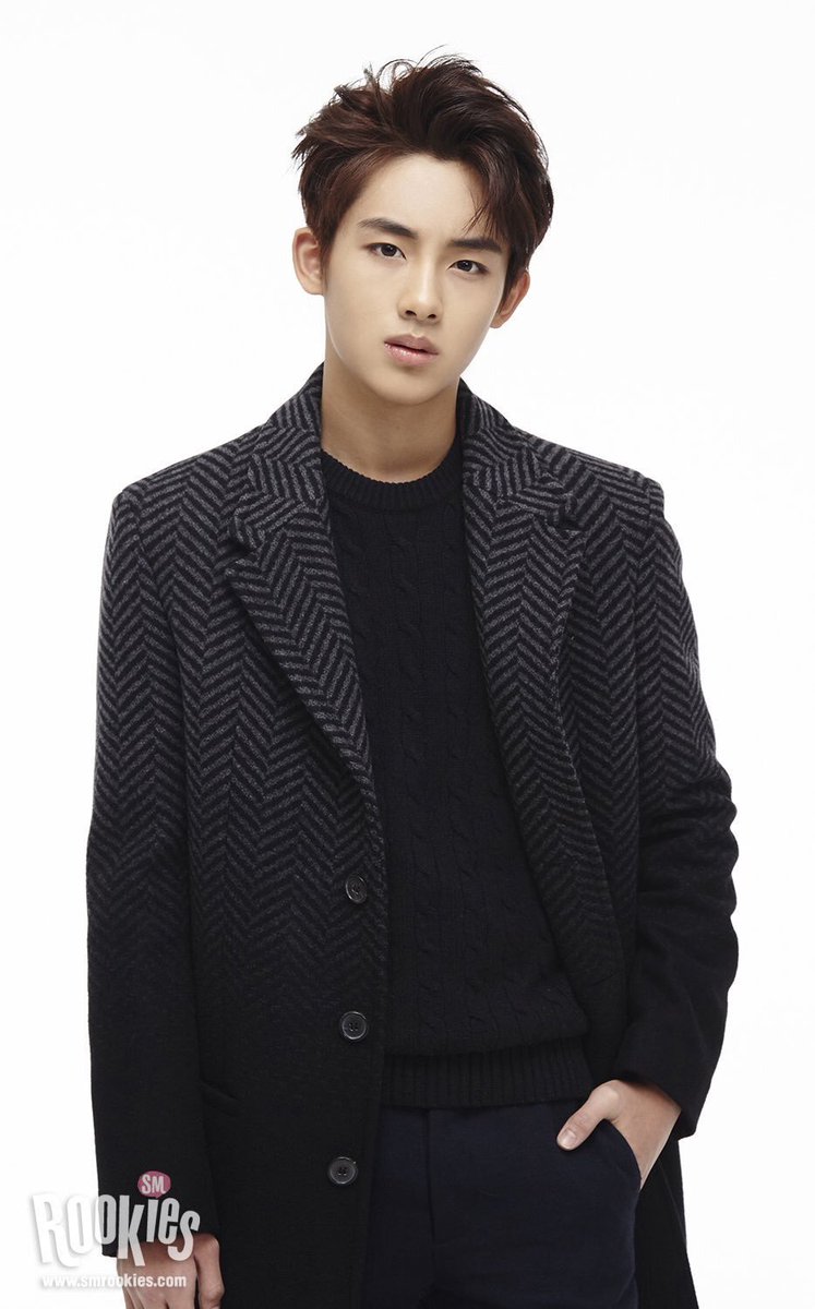 soonyunqi's tweet photo. Winwin made his official debut as part of smrookies on January 05, 2016 but you will never find his debut introduction post on smrookies official twitter account because that post has been deleted.

** being a total a*se*ole since day 1 of his career https://t.co/MO9RfEdiSz