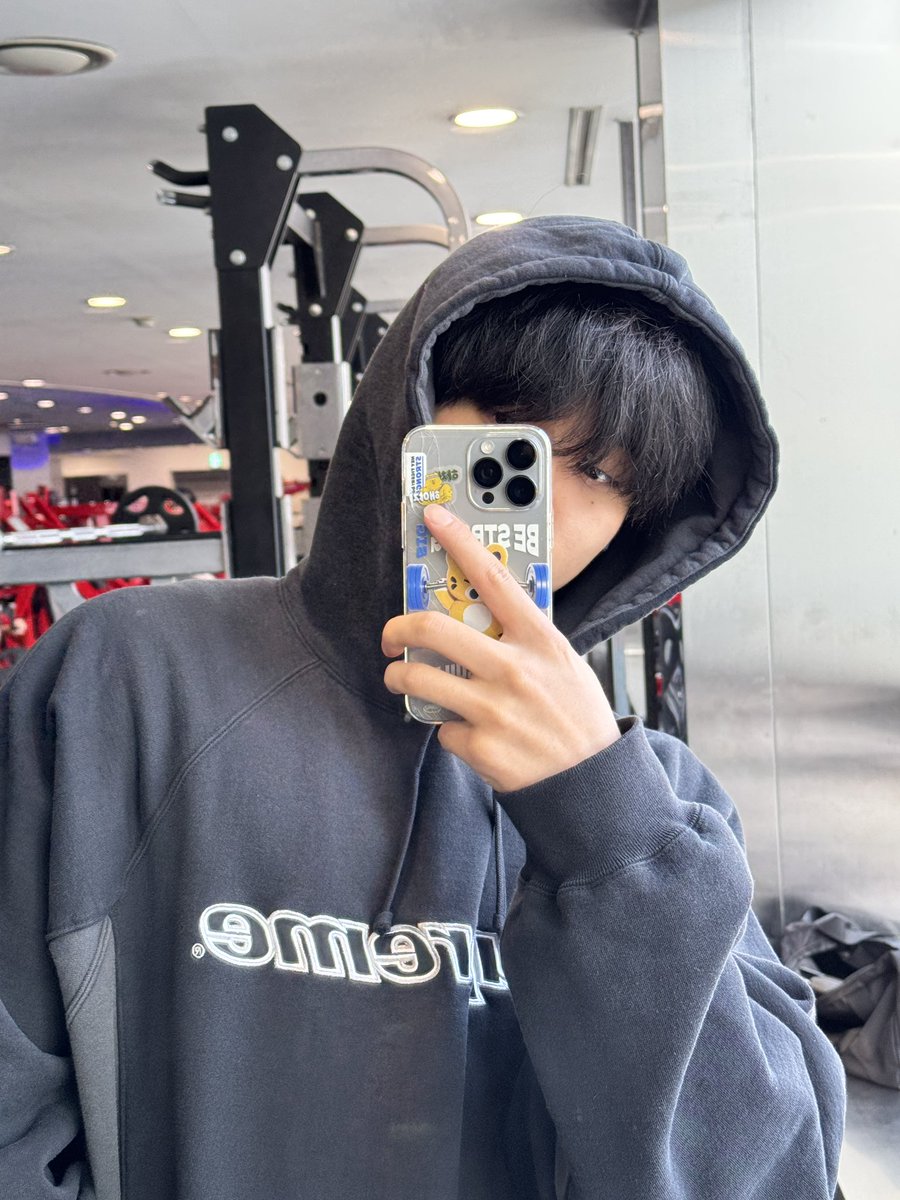 OmegaX_members's tweet photo. [#OX]

오늘도 홧팅

#OMEGA_X #오메가엑스   
#혁 #HYUK https://t.co/rTgv6Zh63r