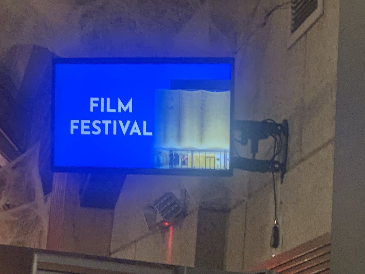 SarahGVincent's tweet image. Went to the opening night of #GlobeDocsFF @thecoolidge for the world premiere, sold out screening of #Dukakis: Recipe for Democracy with codirectors @TheBSFC’s &amp;amp; #WBUR’s @etrahan #ErinTrahan &amp;amp; #JeffSchmidt. #DukakisRecipeforDemocracy #Massachusetts #BostonGlobe #Boston 1/7