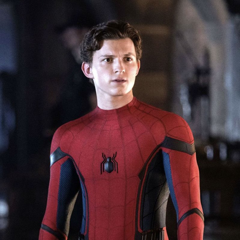 comicquarters's tweet photo. Tom Holland says that #SpiderMan4 will start filming in Summer 2025 🕷️

(via: @FallonTonight) https://t.co/pHzIZNl4Yd