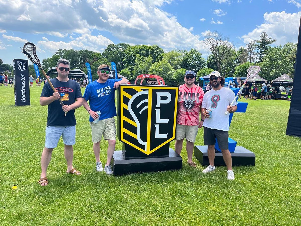 hutchco21's tweet image. Happy #PLLDAY fam! 🥍