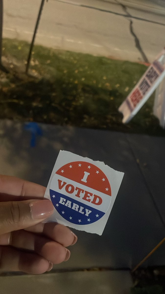 Just exercised of my favorite rights! Make sure you get out and vote. Our patients’ lives, and quite honestly, our lives are depending on it! #Match2025 #MedTwitter