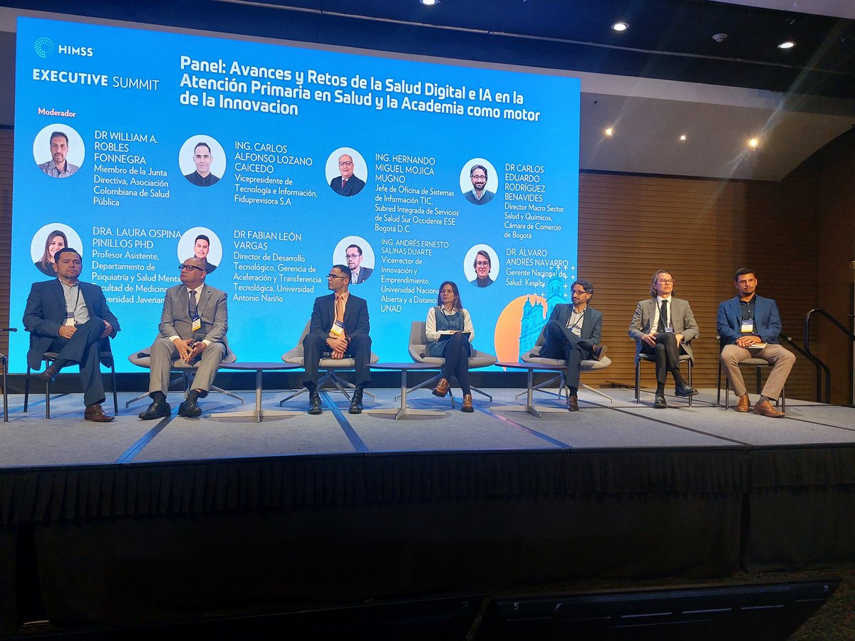 <a href="/Ministerio_TIC/">Ministerio TIC</a> @GarciaBelf90901 📣 Durante el panel 'Avances y retos de la salud digital e IA en la atención primaria en salud', el Ing. Andrés Ernesto Salinas Duarte, Vicerrector de Innovación y Emprendimiento de la UNAD, y expertos destacaron:

1️⃣ Descentralización del paciente: La AI permite diagnósticos más