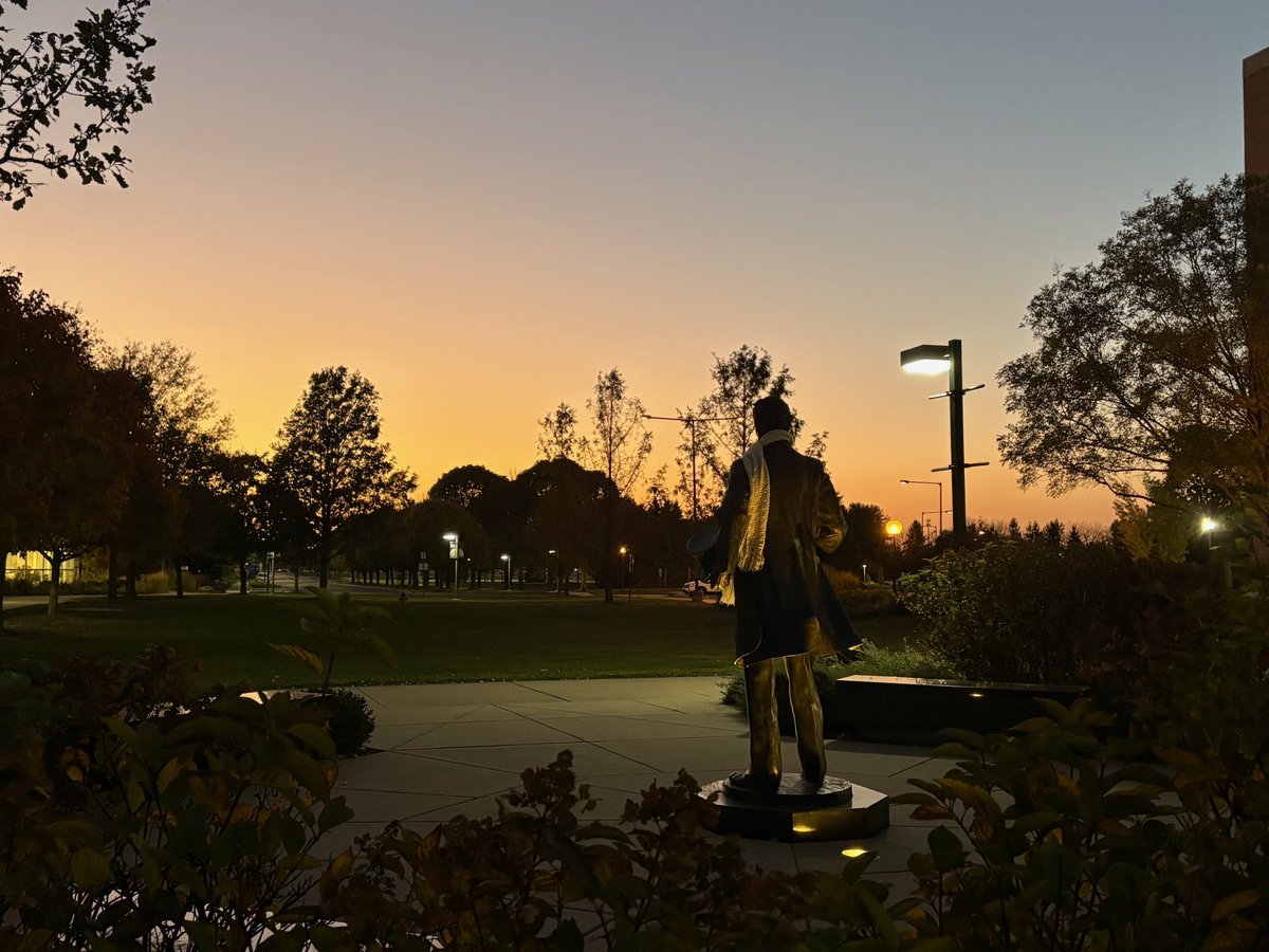 As I walked back from the #UISedu Student Union, Abe called me over to join him in enjoying the twilight and saying goodbye to the day.