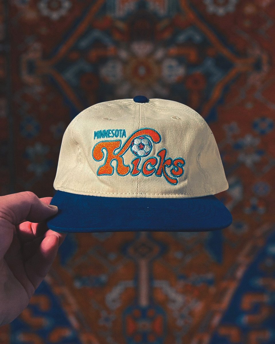 Merrick &amp; Willey &amp; Lettieri &amp; Ace…Feeling the NASL vibes with our new Minnesota Kicks hat ⚽️🔥🧢 

Who’s ready to relive the glory days of soccer in the Twin Cities 🙋‍♂️

Grab one now ⬇️

talismancaps.com/products/minne…
