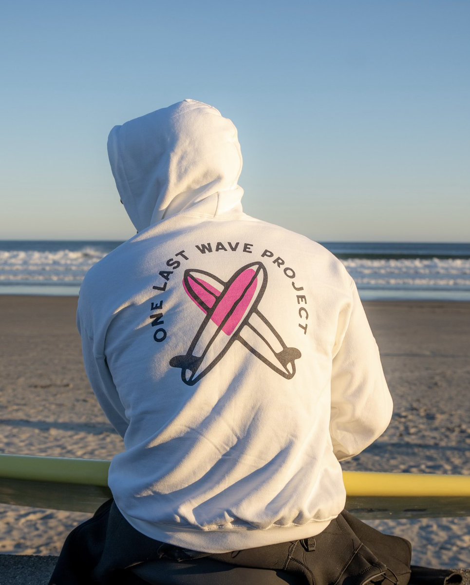 Reflecting the ocean's essence, nature's beauty, surfing's spirit, and our love for those we shared it with, this ONE LOVE design is a timeless reminder of the goodness that is always in our hearts ❤️

onelastwaveproject.com/collections/on…