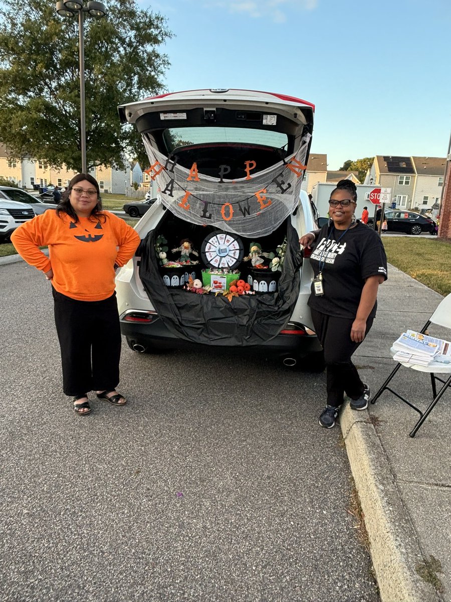 Victory Elementary (@victoryelempps) on Twitter photo Thanks so much to our staff, families and community partners for supporting our Title 1 Tech or Treat event! <a href="/PortsVASchools/">Portsmouth Schools</a> <a href="/jennthomas75/">Jennifer Thomas</a> <a href="/lizafly3/">Eliza Fly</a> <a href="/hmeducate/">H.M. Lewis</a> <a href="/nicscud/">Nicole DeVries</a> <a href="/LWNolasco/">Lauren Nolasco, APR</a> <a href="/ebracyPPS/">Dr. Elie Bracy III</a> <a href="/in8days/">Renee Hailes</a> <a href="/allysonehartung/">Allyson Hartung</a> Thanks so much to our staff, families and community partners for supporting our Title 1 Tech or Treat event! <a href="/PortsVASchools/">Portsmouth Schools</a> <a href="/jennthomas75/">Jennifer Thomas</a> <a href="/lizafly3/">Eliza Fly</a> <a href="/hmeducate/">H.M. Lewis</a> <a href="/nicscud/">Nicole DeVries</a> <a href="/LWNolasco/">Lauren Nolasco, APR</a> <a href="/ebracyPPS/">Dr. Elie Bracy III</a> <a href="/in8days/">Renee Hailes</a> <a href="/allysonehartung/">Allyson Hartung</a>