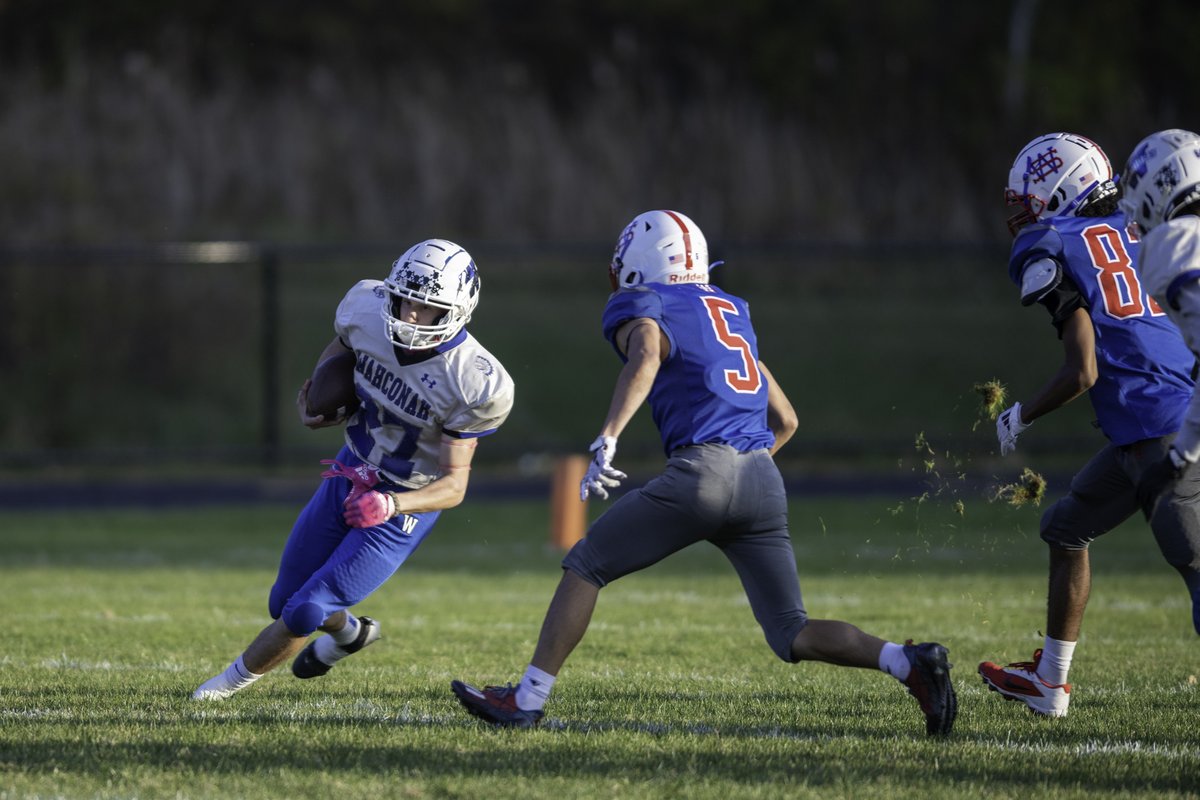 MrRabuse's tweet photo. #wahconah JV Football from last night. Go Blue! https://t.co/LjMEhGHu0s https://t.co/dkqqsXifhw