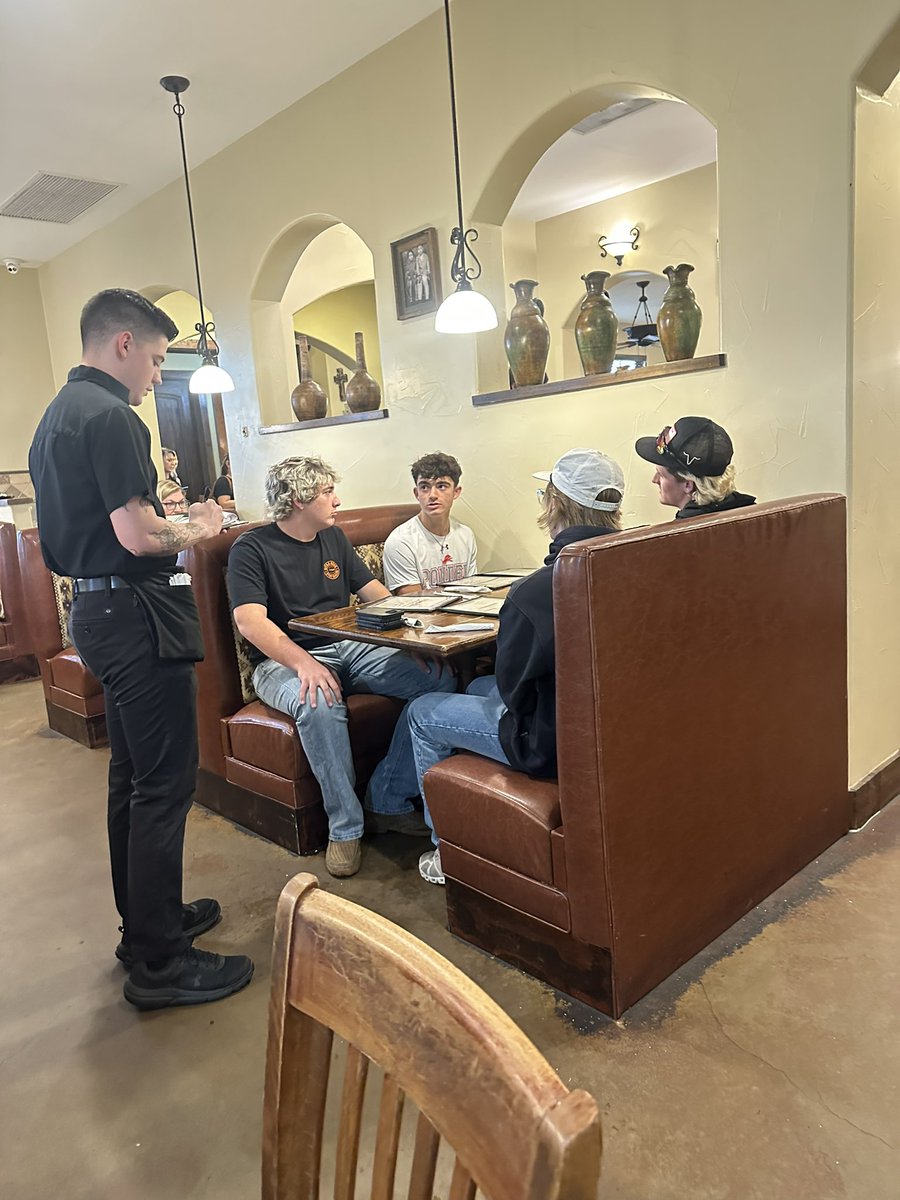 Coach Schulz (@blitzemd) on Twitter photo Very refreshing to see a group of your football players come into a restaurant together to eat. It was even more refreshing seeing them stack their phones at the end of the table and actually talk! Great job fellas, and great job parents! #FAM1LY <a href="/PonderLionPride/">PONDER FOOTBALL</a> Very refreshing to see a group of your football players come into a restaurant together to eat. It was even more refreshing seeing them stack their phones at the end of the table and actually talk! Great job fellas, and great job parents! #FAM1LY <a href="/PonderLionPride/">PONDER FOOTBALL</a>