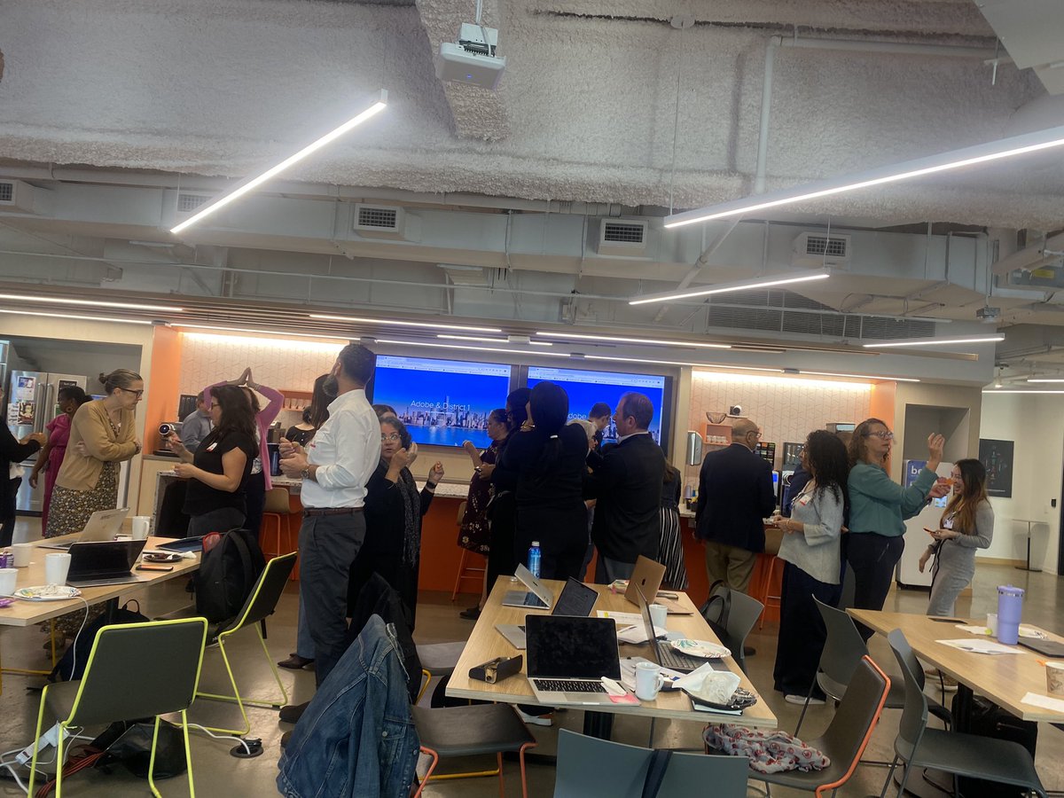 Jenn Carreon tweet media