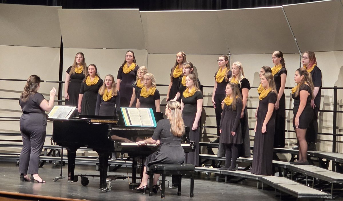 The OHS Choirs didn’t just sing tonight; they transformed each song into an unforgettable evening. <a href="/MehlvilleSD/">Mehlville School District</a> <a href="/OHS_Tigers/">Oakville High School</a> #msdr9