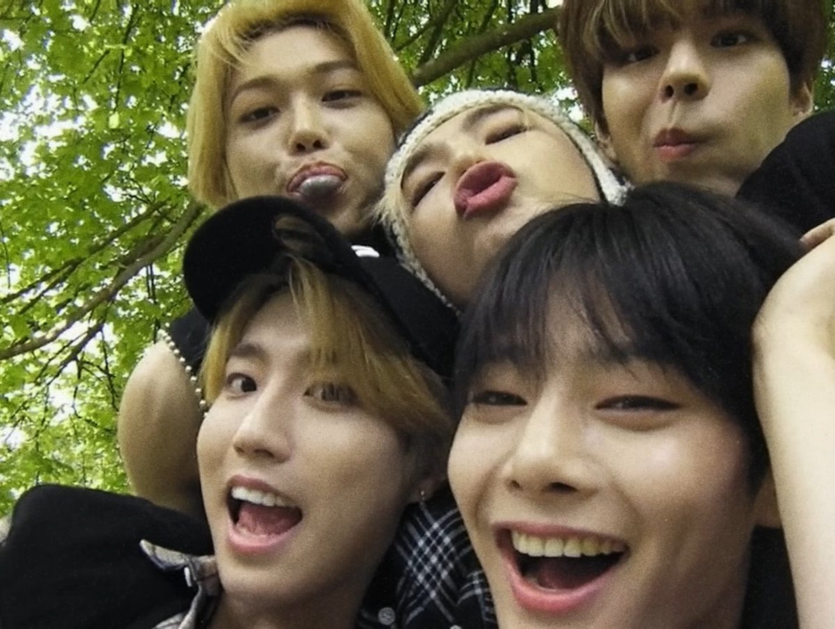 stopkpopwhen's tweet photo. 🇦🇺 슼민수 https://t.co/ZCQQuqh0wp