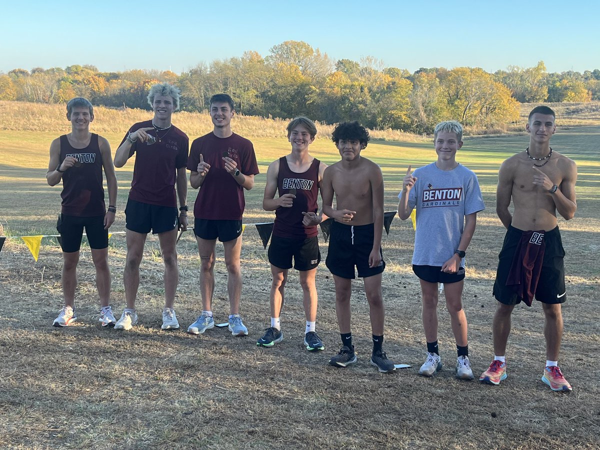 Benton Boys XC wins MEC title!  <a href="/bentoncardinals/">Benton Cardinals</a> <a href="/BrettGoodwin20/">Brett Goodwin</a> 

results.tfmeetpro.com/bandbracekc/ME…