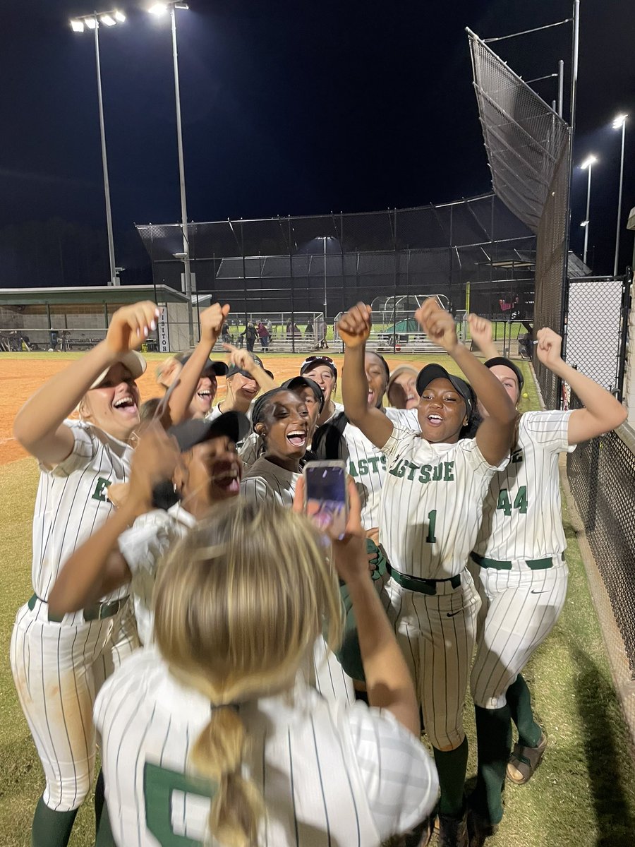 Eastside Lady Eagles  Softball advance to the Elite 8! <a href="/TRB_NewtonLeads/">Tracy R. Blackburn</a> <a href="/NewtonSupt/">Dr. Duke Bradley, III</a> <a href="/Coach_CGreen/">Carl Green,CAA</a>