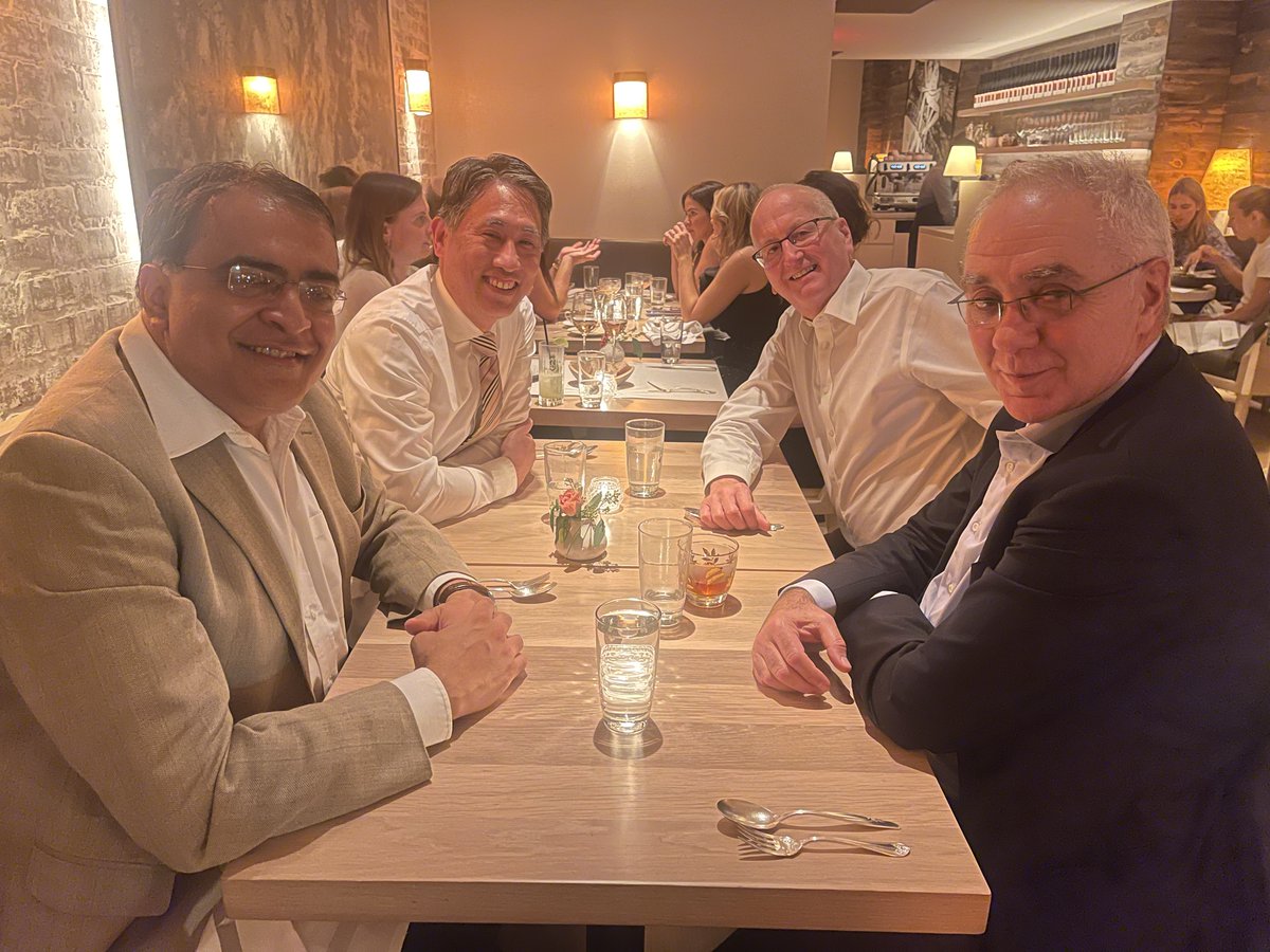 Akash Patnaik, MD, PhD, MMSc (@akashpatnaik7) on Twitter photo Thank you @MassimoLodaMD <a href="/WCMCPathology/">Weill Cornell Medicine Pathology</a>! An honor to present our work and reconnect with superstar colleagues, friends and trainees at <a href="/WeillCornell/">Weill Cornell Medicine</a> and <a href="/MSKCancerCenter/">Memorial Sloan Kettering Cancer Center</a>!
<a href="/UChicago/">The University of Chicago</a> <a href="/UChicagoMed/">UChicago Medicine</a> <a href="/UCCancerCenter/">UChicagoCancerCenter</a> <a href="/UCHemOncFellows/">University of Chicago Hem/Onc Fellows</a> <a href="/UChicagoCCB/">UChicago Committee on Cancer Biology</a> <a href="/UChicagoHemOnc/">University of Chicago Hematology/Oncology</a> <a href="/PCF_Science/">PCF Science</a> Thank you @MassimoLodaMD <a href="/WCMCPathology/">Weill Cornell Medicine Pathology</a>! An honor to present our work and reconnect with superstar colleagues, friends and trainees at <a href="/WeillCornell/">Weill Cornell Medicine</a> and <a href="/MSKCancerCenter/">Memorial Sloan Kettering Cancer Center</a>!
<a href="/UChicago/">The University of Chicago</a> <a href="/UChicagoMed/">UChicago Medicine</a> <a href="/UCCancerCenter/">UChicagoCancerCenter</a> <a href="/UCHemOncFellows/">University of Chicago Hem/Onc Fellows</a> <a href="/UChicagoCCB/">UChicago Committee on Cancer Biology</a> <a href="/UChicagoHemOnc/">University of Chicago Hematology/Oncology</a> <a href="/PCF_Science/">PCF Science</a>