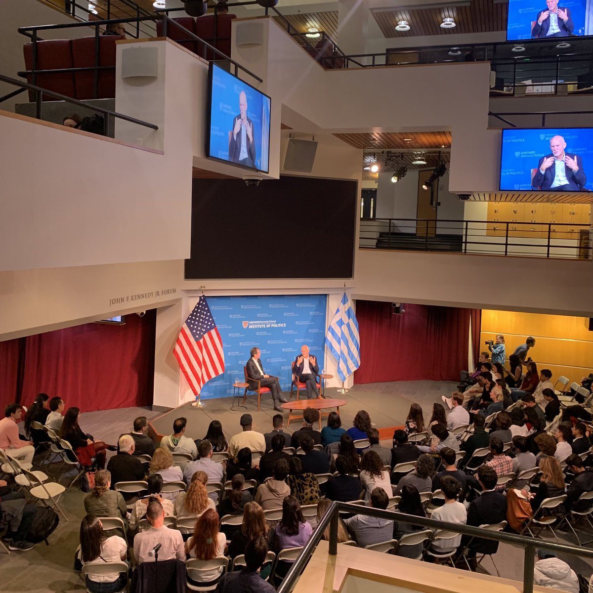 Full circle moment.  Conversation on leadership with Ron Heifetz and George Papandreou at #HKS <a href="/HarvardIOP/">Institute of Politics</a> where IR meets EdLD