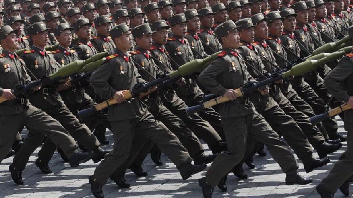 #Ukraine announces that the first #North_Korean soldiers will arrive tomorrow near the frontlines in the #Kursk region.

Ukraine thông báo rằng những người lính Triều Tiên đầu tiên sẽ đến gần tiền tuyến ở khu vực Kursk vào ngày mai.
🇺🇦🇰🇵🇷🇺