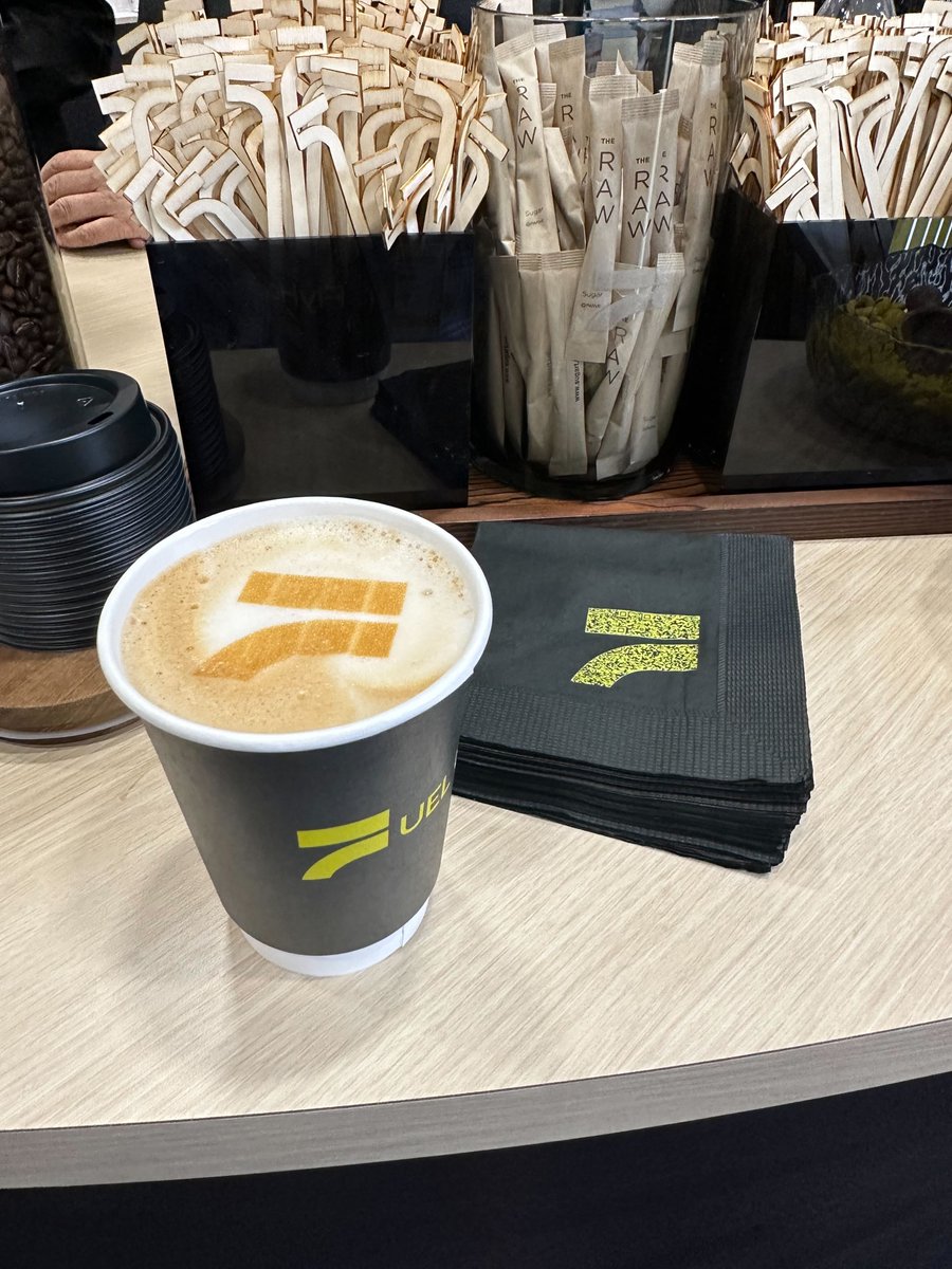 almost_always__'s tweet photo. ✈️ Boundary's looking fly (had to) at the #NBAABACE in Vegas!

We caught up with FlyHouse, who we just launched a new site for. Visit https://t.co/0HMqcHNb8m to see how they're transforming the private charter experience.

(btw - peep the FlyHouse M&amp;M's 👀)

@NBAA #webdesign https://t.co/QOQKXqNz4I