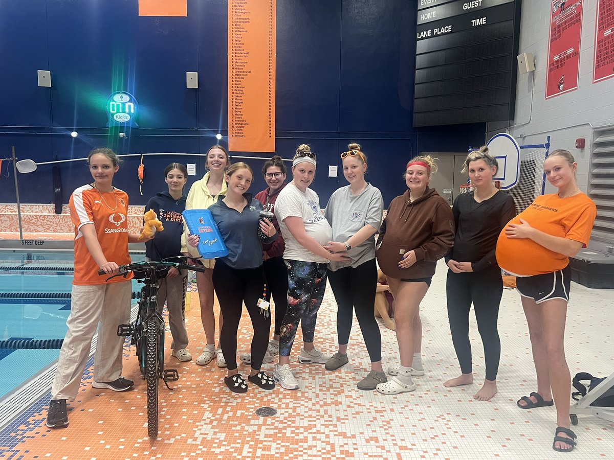 Liverpool Girls Swimming & Diving Team tweet media