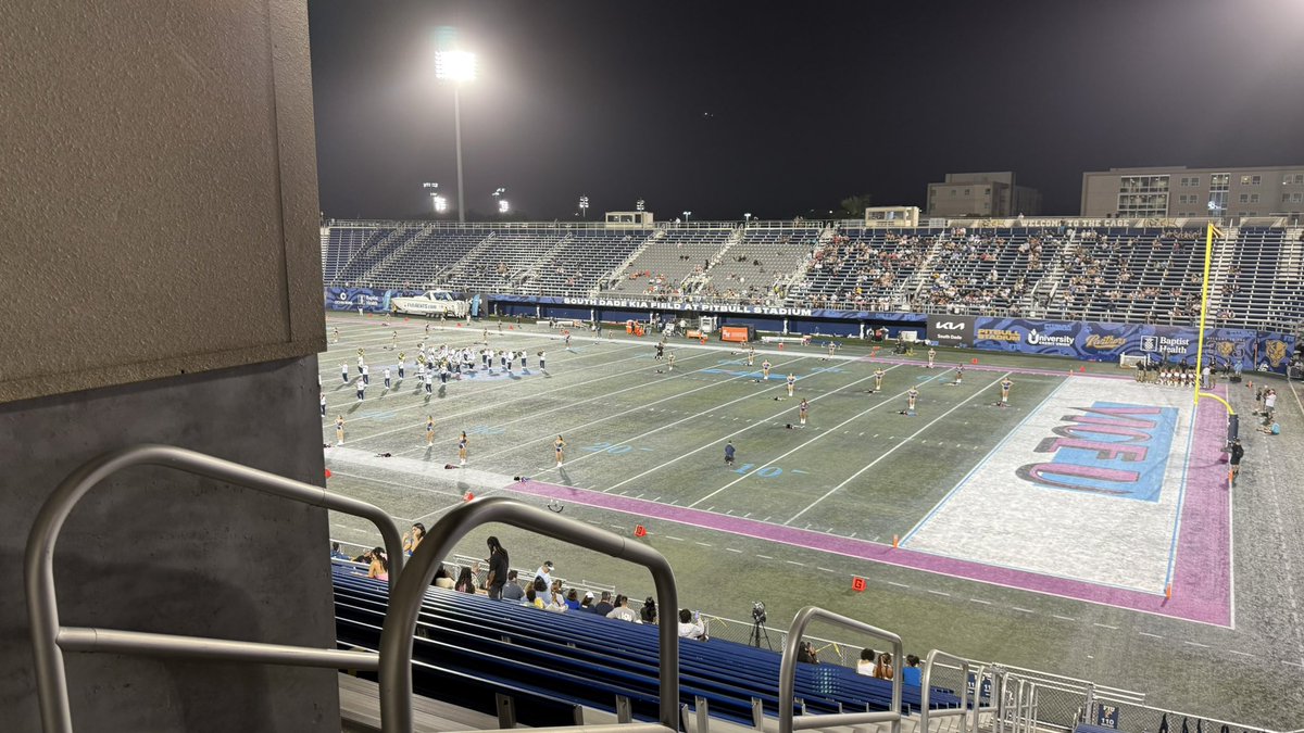 cfbcampustour's tweet photo. 🚨 Obstructed View Alert 🚨

🏟️ Pitbull Stadium 
🏠 FIU 
🪑 Section 109 Row 25 Seat 36
👀 62% field visibility

Avoid #ObstructedViews with @TickPick https://t.co/dUsGuKOO7K