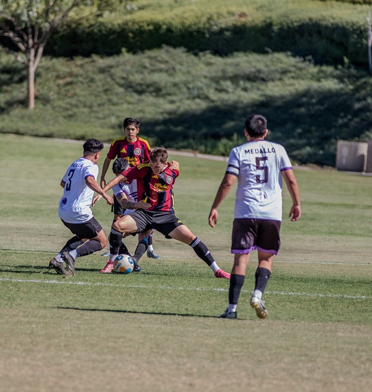 CoachRod911's tweet image. These pics by instagram.com/lsp.luissanche…
Taken Sunday 10/20 at Portola Springs park. @SoCalPremier @SWPremier we won 4-3. #stevieboyforever #3points