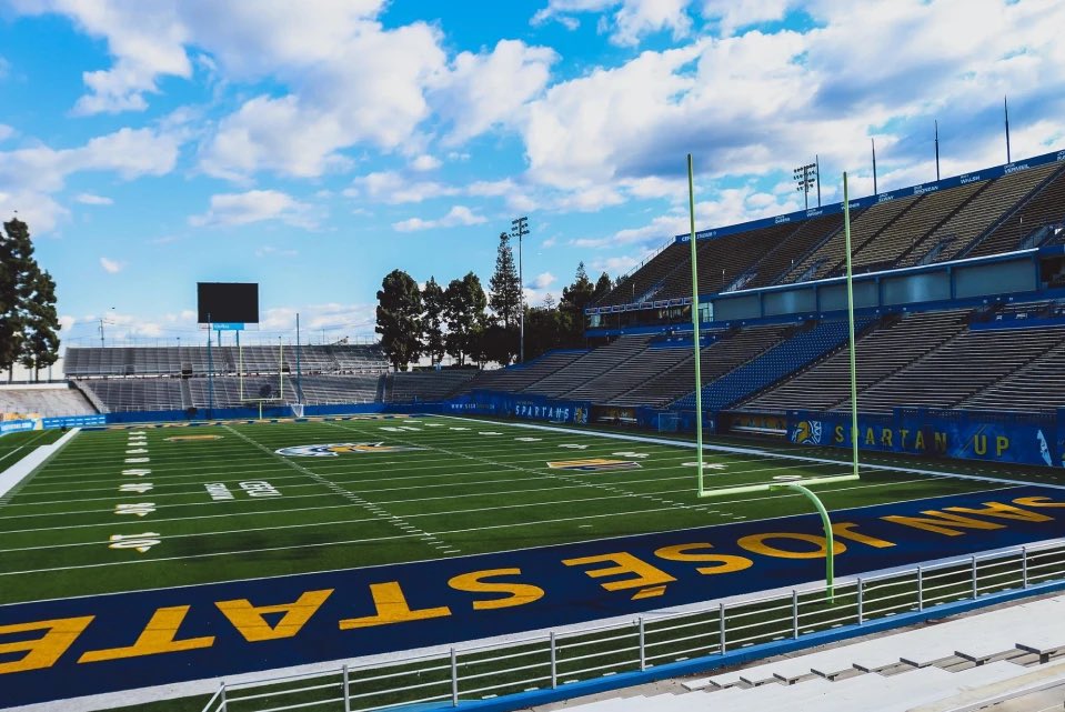 First Choice Recruiting (@fcrecruits) on Twitter photo WE ARE HOME OF D1 RECRUITING 🚂🚂
C/o 26, 27 & 28 If You Are Interested In Attending San Jose State University ( <a href="/SanJoseStateFB/">San José State Football</a> ) Please comment film & dm transcripts. We Are Sending Over Playmakers Now For Evaluation. All Positions 🎥 WE ARE HOME OF D1 RECRUITING 🚂🚂
C/o 26, 27 & 28 If You Are Interested In Attending San Jose State University ( <a href="/SanJoseStateFB/">San José State Football</a> ) Please comment film & dm transcripts. We Are Sending Over Playmakers Now For Evaluation. All Positions 🎥