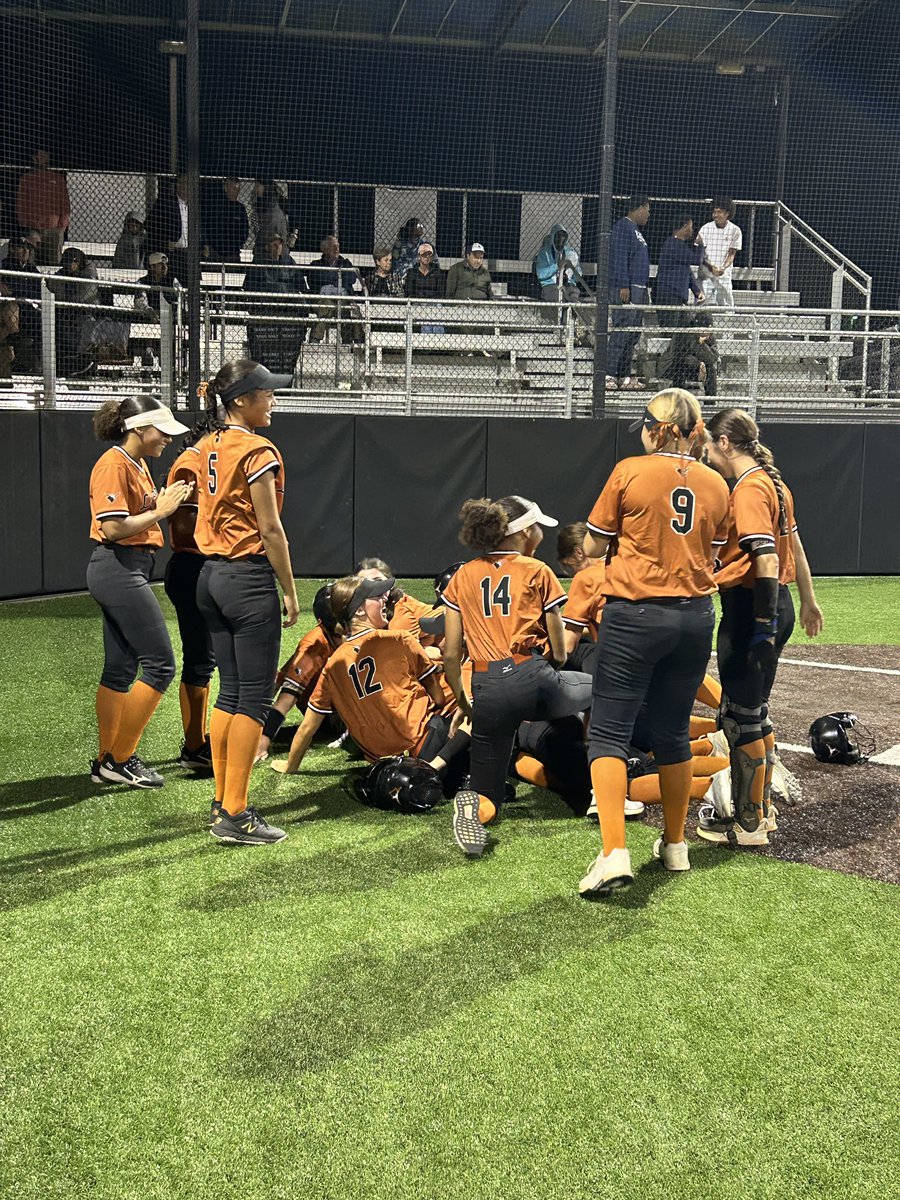 FOR THE 2nd STRAIGHT YEAR YOUR LONGHORNS ARE COLUMBUS BOUND!