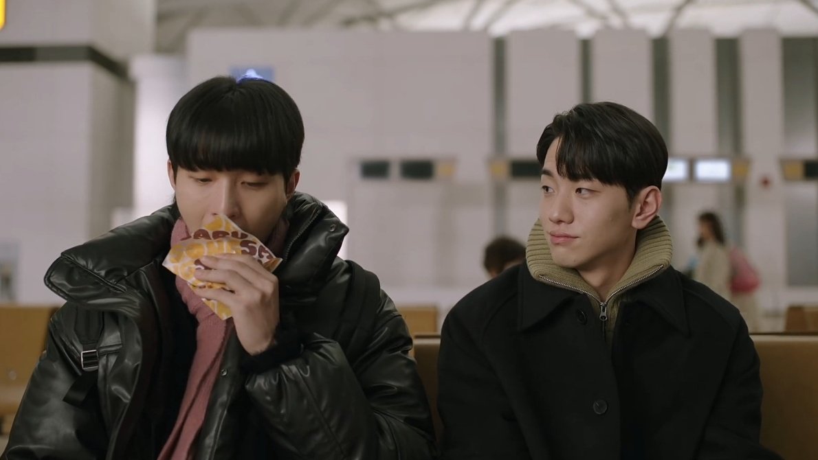 rusiefool's tweet image. love in the big city " how to love in the big city " (2024)