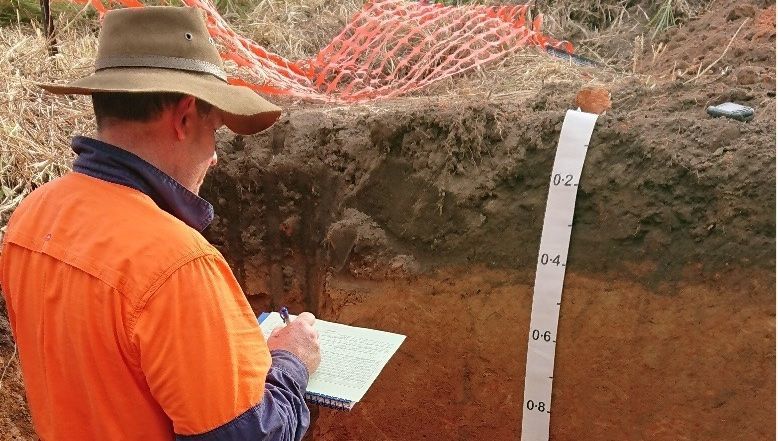 The Queensland #SoilScience Graduate Program is recruiting 3 graduates or early career scientists who will be hosted 50:50 in a Regional NRM organisation and a Queensland Government agency from January - December, 2025. 

Applications close 1 November: buff.ly/4dXb9ux